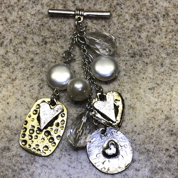 Jewelry - Bar Heart Pendant Gold/Silver tone Fashion Jewelry